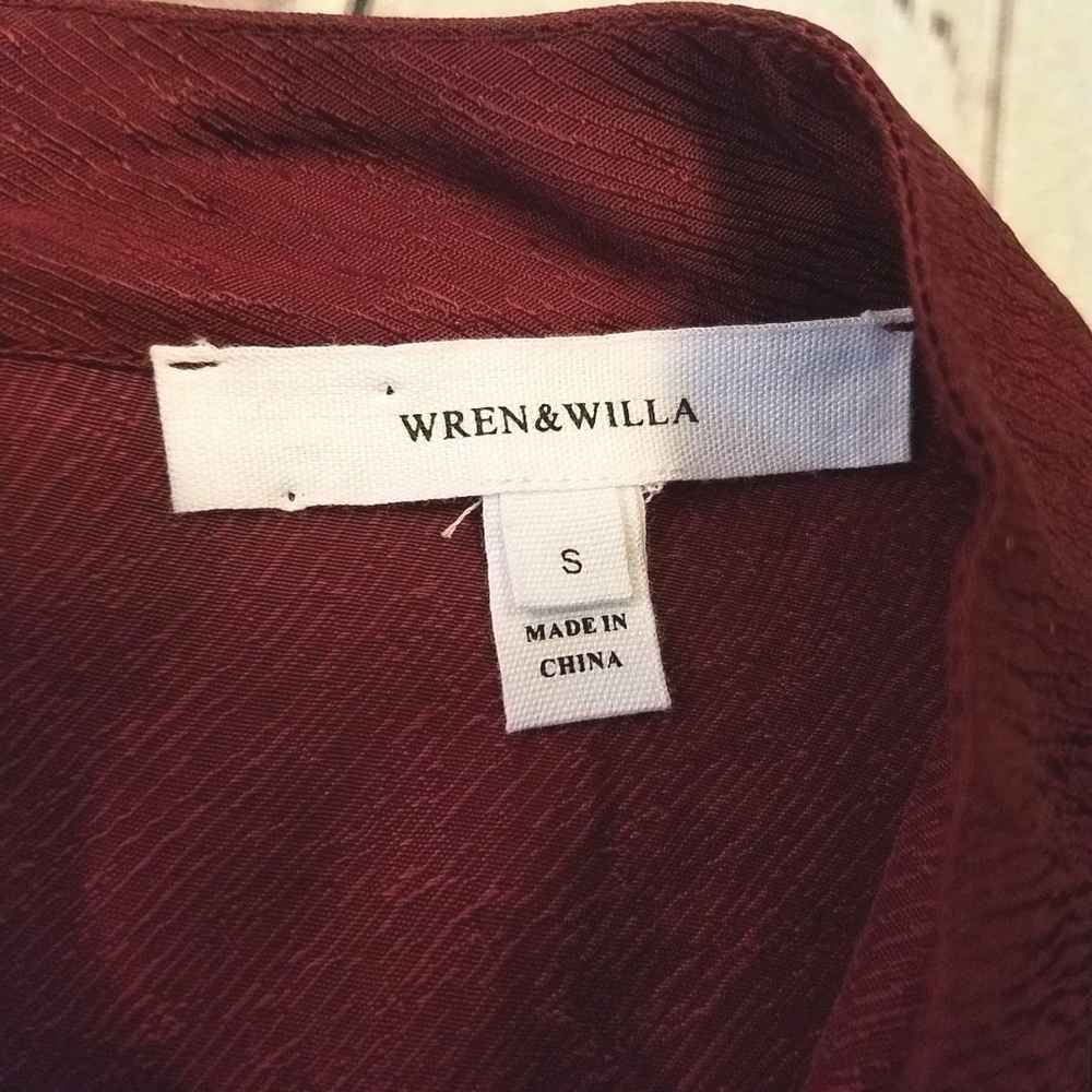 Wren & Willa Choker Neck Top Sz Small NWOT - Picture 6 of 6